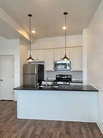 333 Earp Street — Photo 36