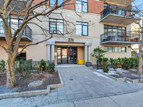 374 Cooper St #901, Ottawa, ON K2P 2P4