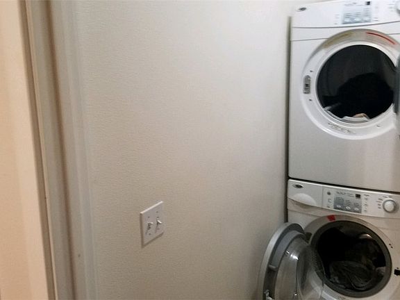 5th image of 4524 Fawcett Ave