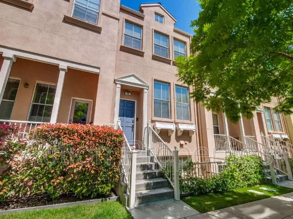 118 Pacchetti Way, Mountain View, CA 94040