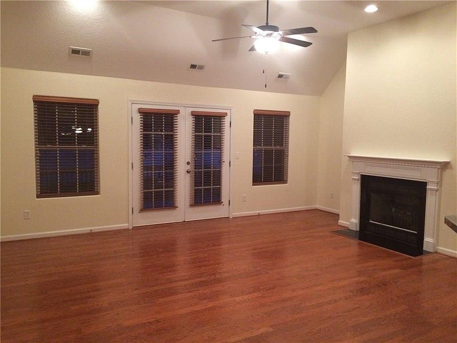 1st image of 4411 Cove St