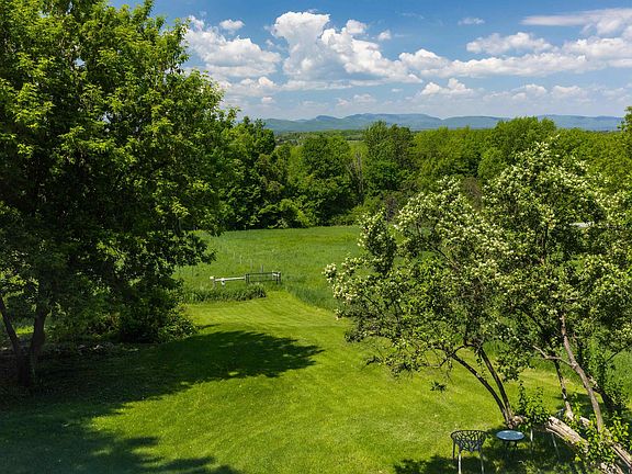 5th image of 2898 Greenbush Road