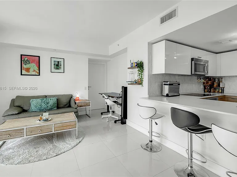 1300 Brickell Bay Dr #2411 — Photo 4