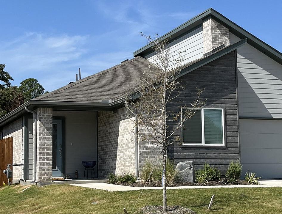 1st image of 2104 Tawny Dr #1