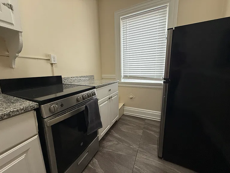 1470A Beacon St #65 — Photo 3