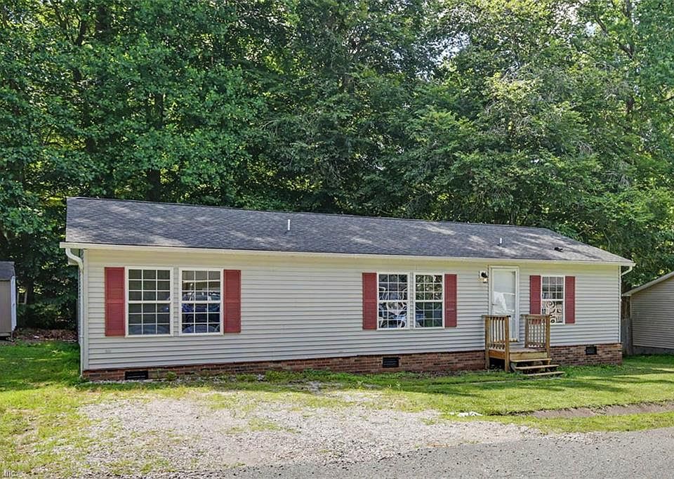 1st image of 117 Briar Ln