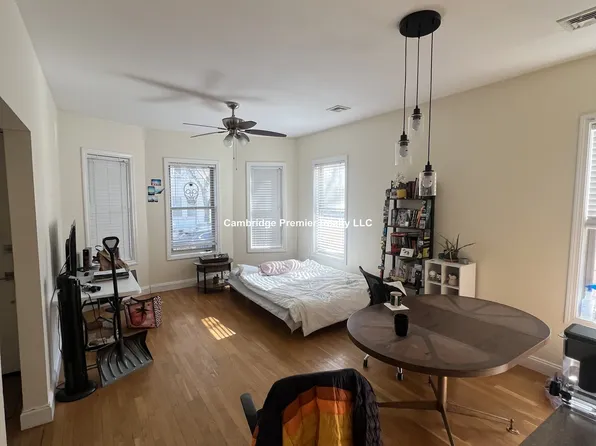 53 Market St, Cambridge, MA
