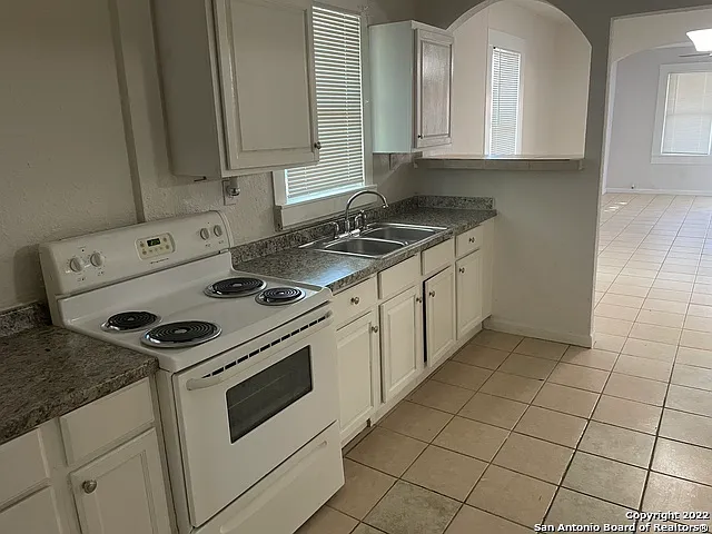 1467 W Gerald Ave — Photo 7