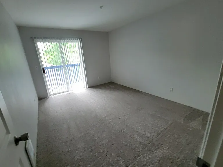 Mission View Flats — Photo 9
