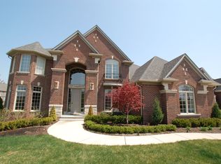 1349 Tranquility Ct, Rochester Hills, MI 48306