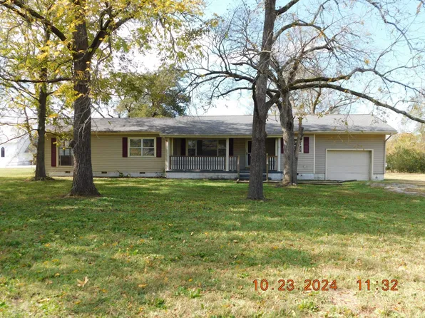 201 Spring St, Wartrace, TN 37183