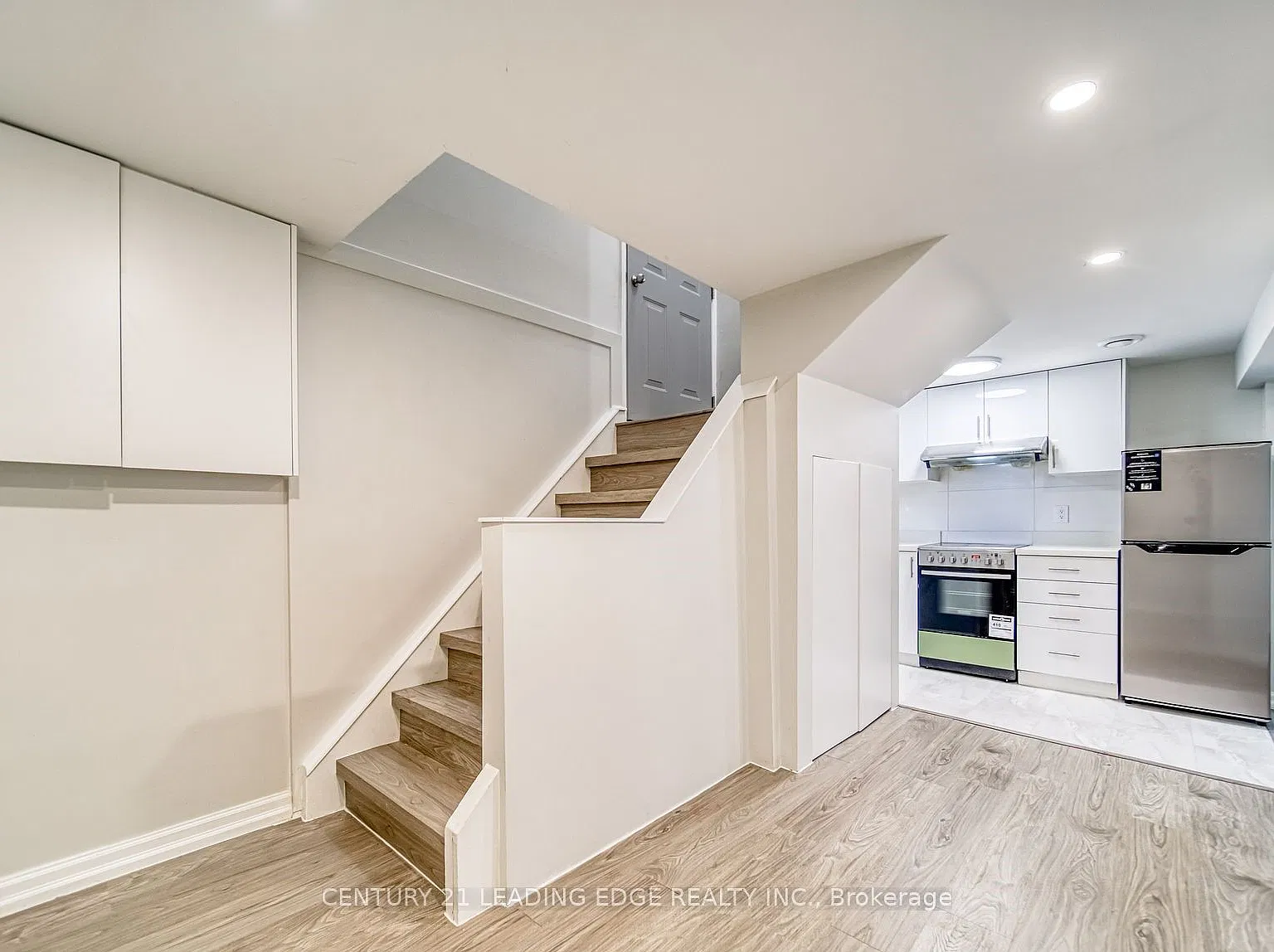 2 bed, $2,100 — Photo 3