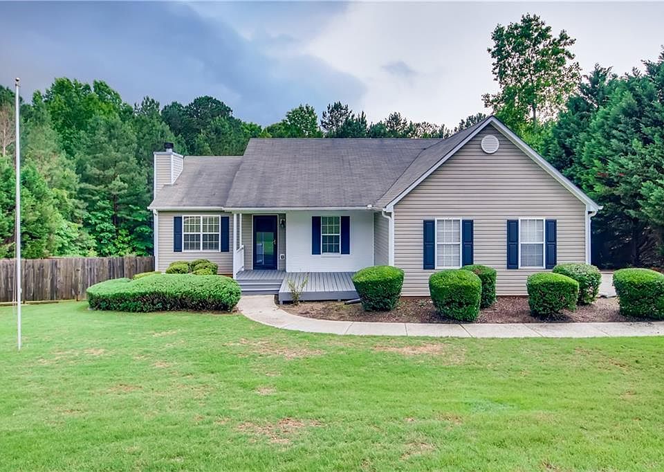 1st image of 830 Riverwood Dr