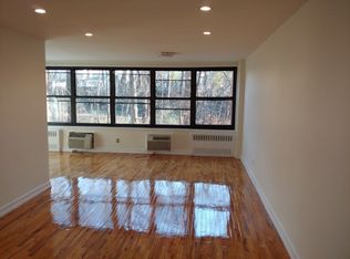 7534 Bell Blvd APT 2A, Oakland Gardens, NY 11364