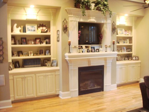 Living room with 5 speaker sound system