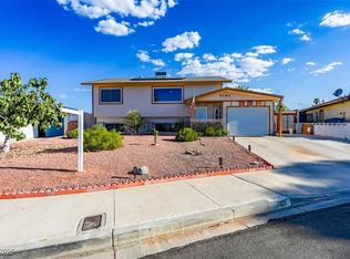 7121 Hurricane Way, Las Vegas, NV 89145