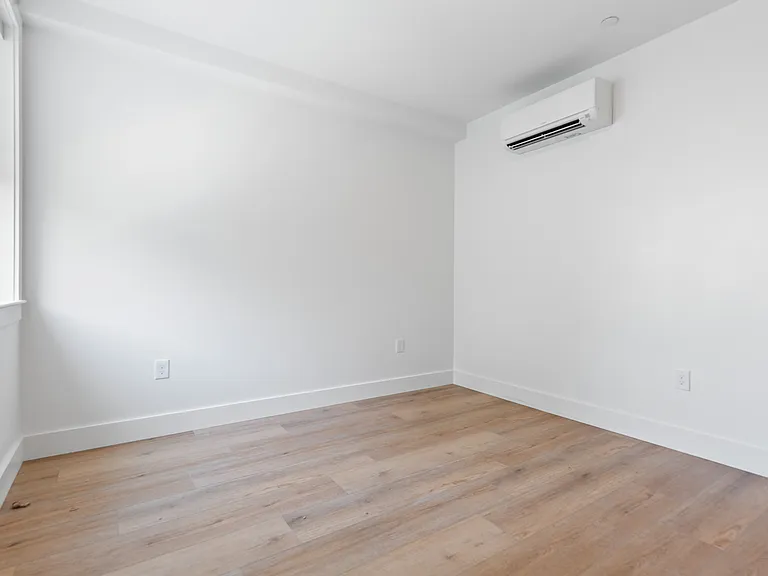 113 Ives Street — Photo 128