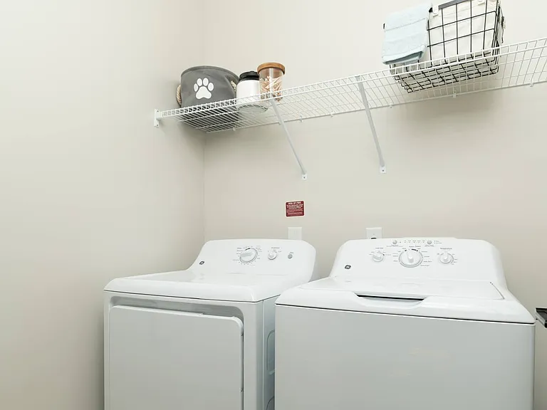 Vintage Johnson City Apartments — Photo 36