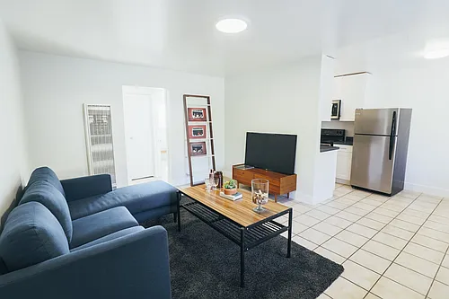 Floor plan Floor Plan B 1BR 1BA