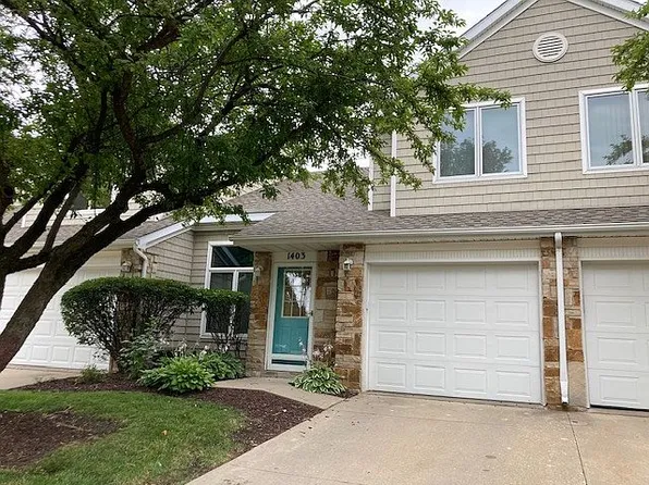 811 Burr Oaks Dr Unit 1403, West Des Moines, IA 50266
