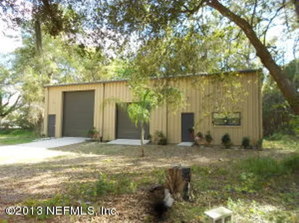 1078 Old Highway 17, Crescent City, FL 32112