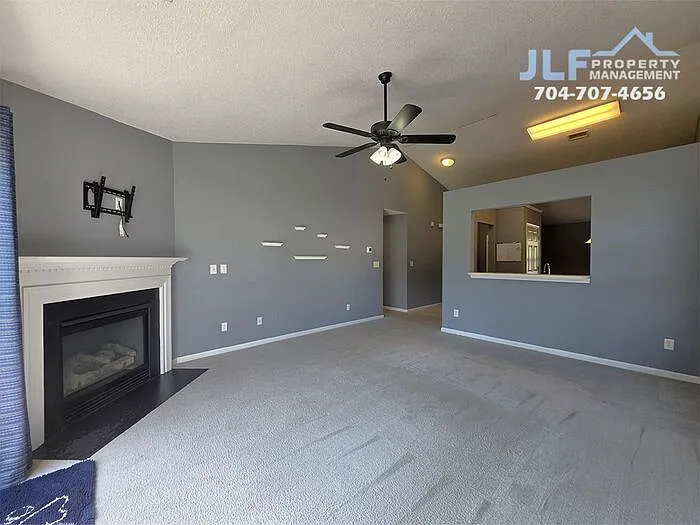 8417 Appledale Dr — Photo 7