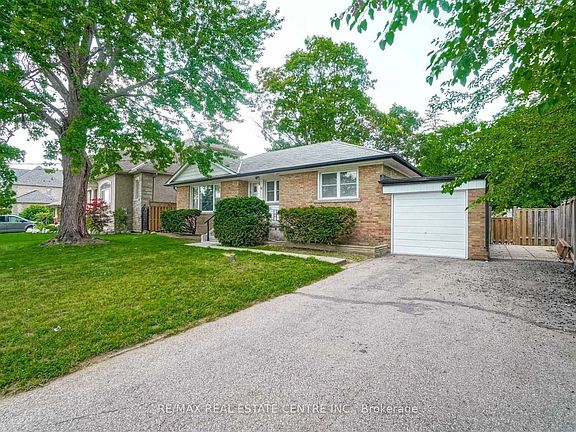 2nd image of 81 Dunbar Rd