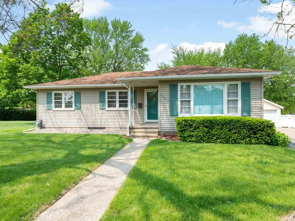 543 N Stewart St, Geneseo, IL 61254