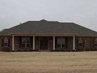 1st image of 600 Charleswood Dr