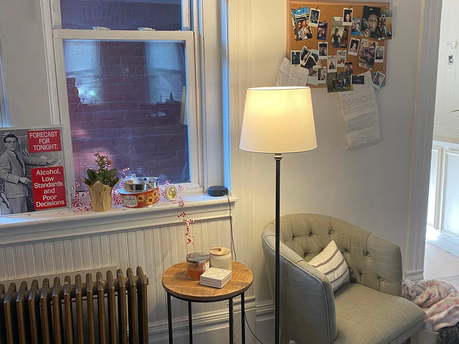 4 bed, 2080 sqft, $2,700 — Photo 1