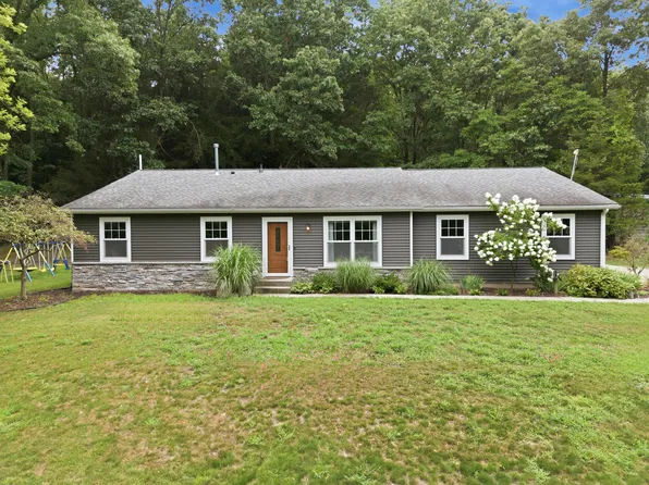 5643 E C Ave, Richland, MI 49083