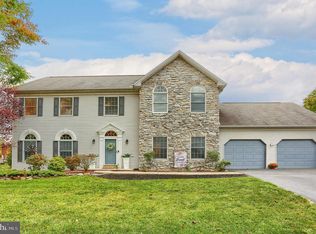 2302 Norwalk Dr, Harrisburg, PA 17112