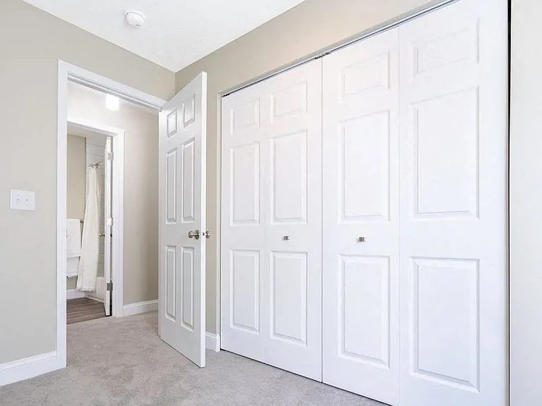 Woodland Valley Apartments — Photo 21