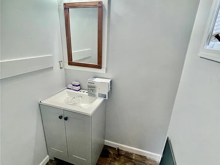 223 E Filbert St — Photo 12