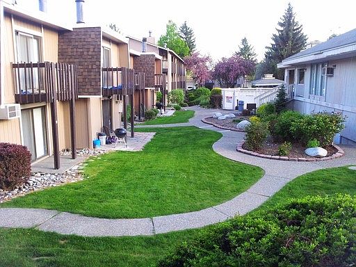 2nd image of 1815 N Hutchinson Rd APT 80