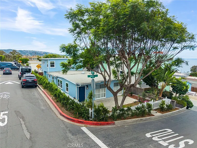 297 Wave St — Photo 25