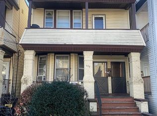 147 Woodlawn Ave, Jersey City, NJ 07305