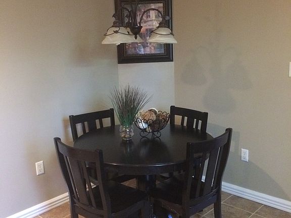 4th image of 370 Penny Ln