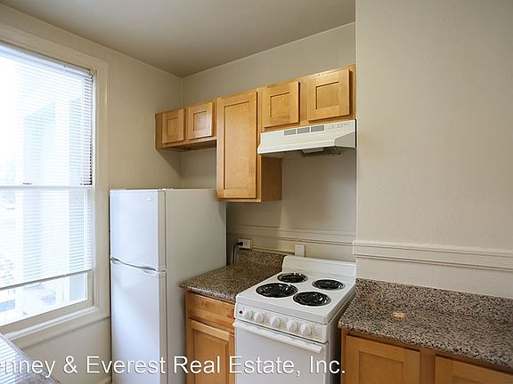 4th image of 427 Stockton St #310
