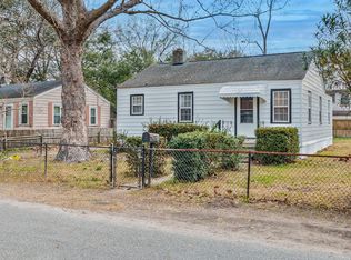 5744 Hoover Ave, Hanahan, SC 29410