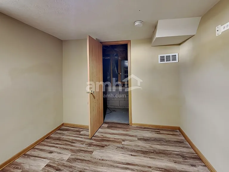 5785 Chase Run — Photo 20