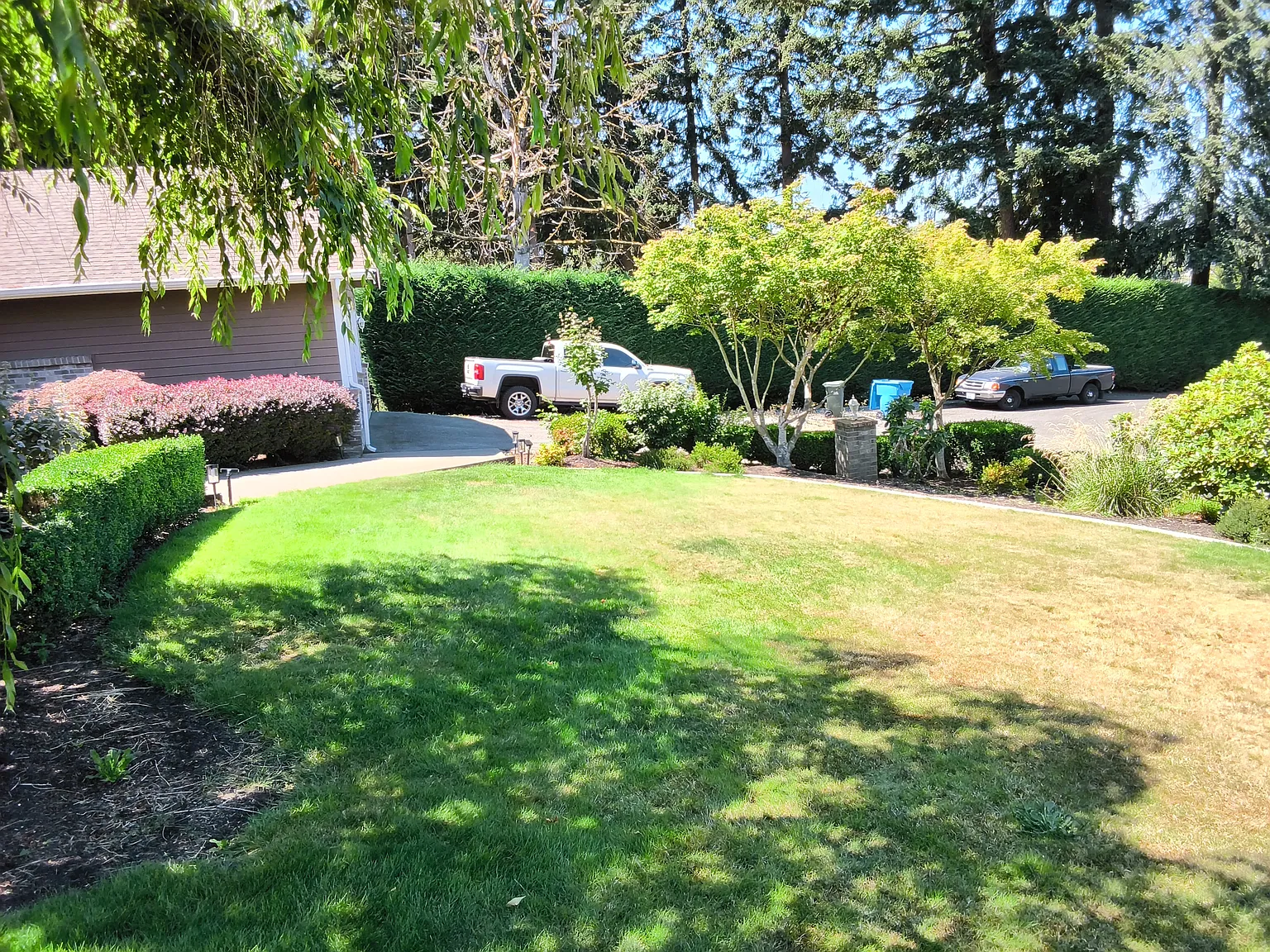3 bed, 2249 sqft, $4,200 — Photo 2