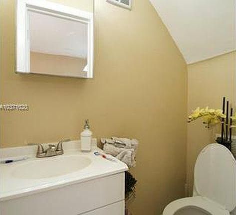 half bath down stairs