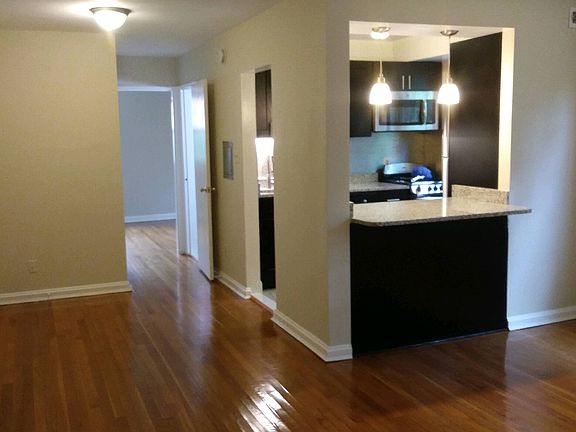 2nd image of 2000 4th St S APT 11