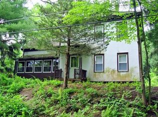 202 Fitch Rd, Clinton, MA 01510