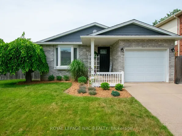 30 Elderwood Dr, Saint Catharines, ON L2S 3E5