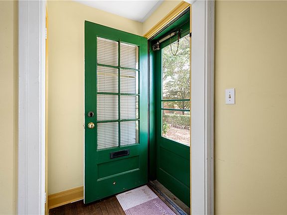 3rd image of 426 Bigham St