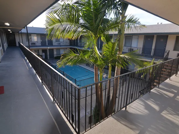 6919 Sepulveda, 6919 Sepulveda Blvd APT 12, Van Nuys, CA 91405