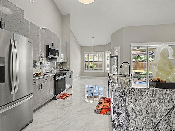 4th image of 1236 HAWTHORNE COVE DRIVE
