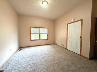 863 Clark Street - 863-1, Saint Paul, MN 55130